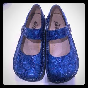 Women’s Alegria clogs